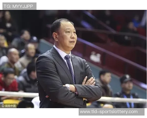 广州男篮大逆转失利，崔万军坦言“对球队的防守很满意”——背后隐藏的竞技哲学与战术智慧